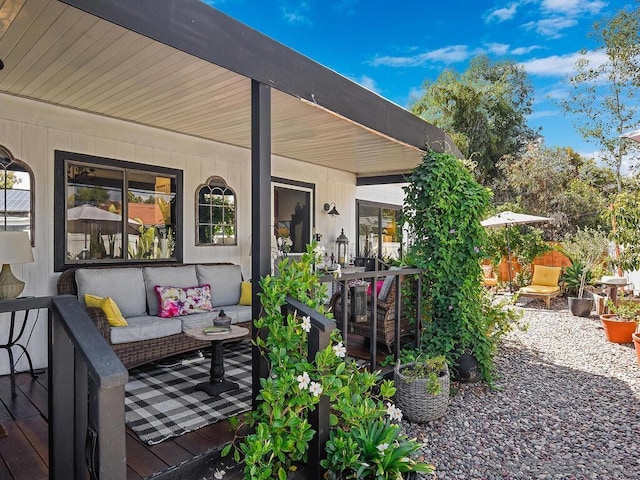 view of patio featuring an outdoor hangout area