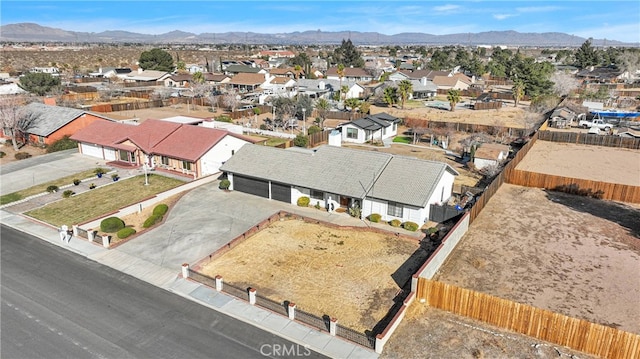 bird's eye view featuring a mountain view