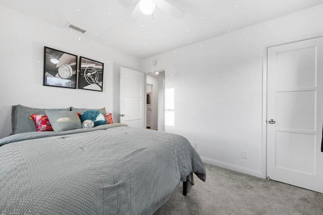 bedroom with carpet flooring