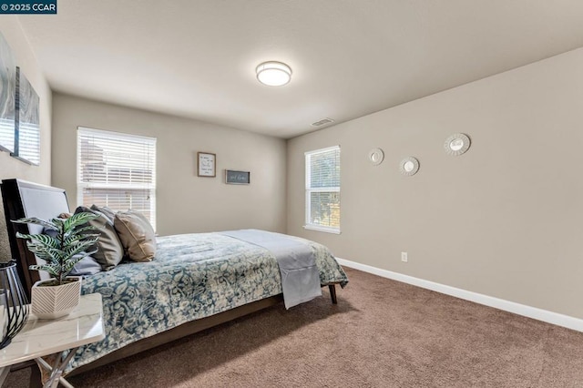 view of carpeted bedroom