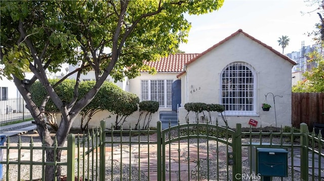 view of mediterranean / spanish-style house