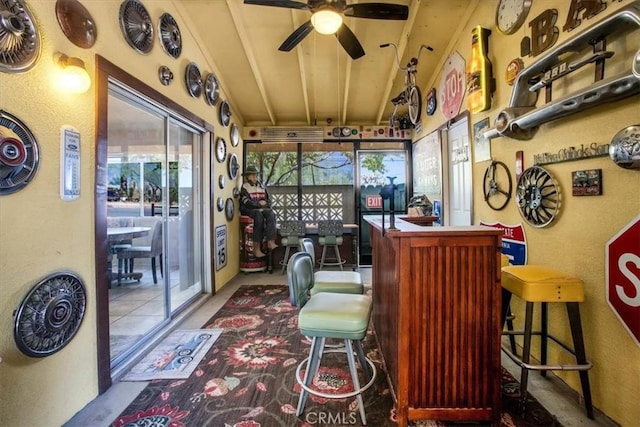 bar with ceiling fan