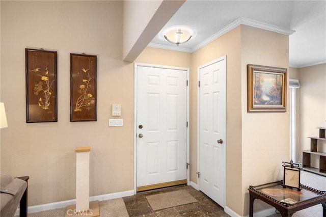 foyer entrance featuring crown molding