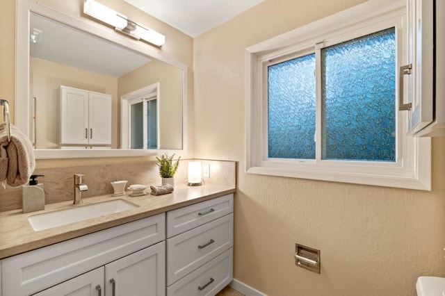 bathroom with vanity