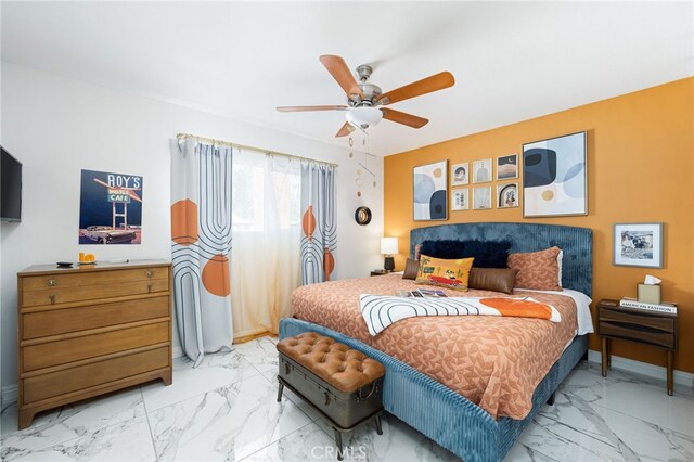 bedroom featuring ceiling fan