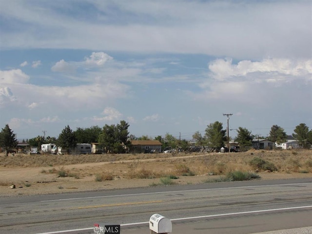 Listing photo 2 for 0 Palmdale Rd, Phelan CA 92301