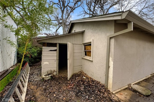 view of outbuilding