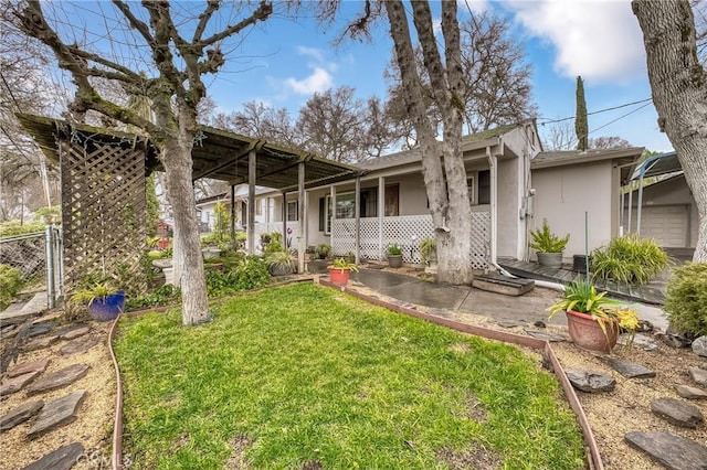 ranch-style house with a front lawn