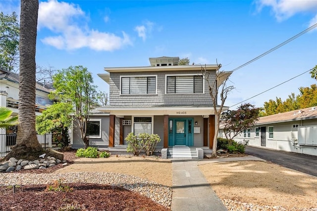 view of front of home featuring a porch