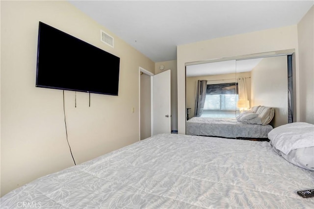 bedroom featuring a closet