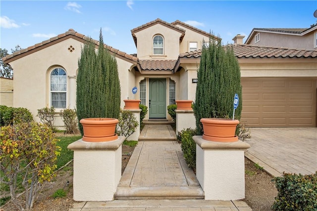 view of mediterranean / spanish-style house