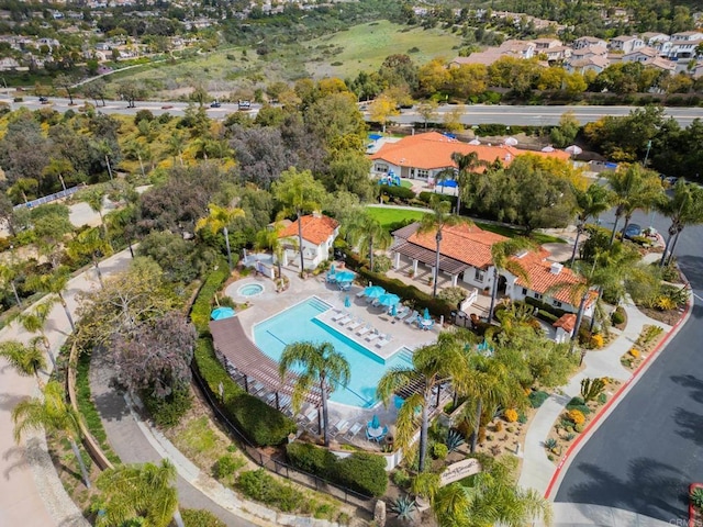 bird's eye view with a residential view