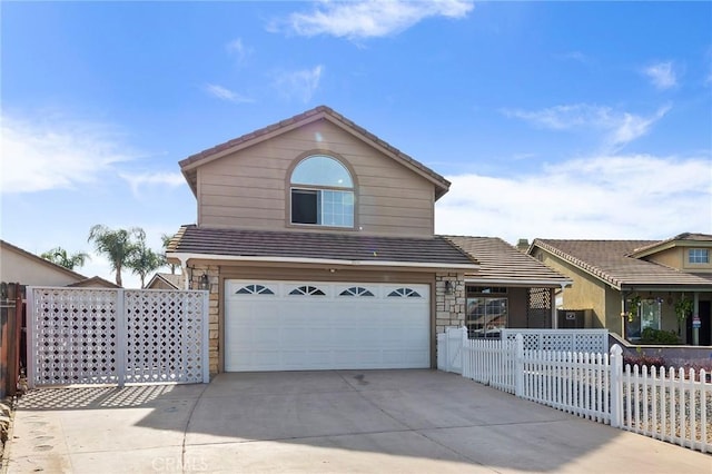 view of front property featuring a garage