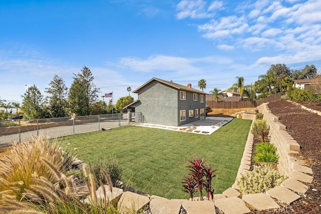 view of yard with a patio area