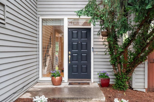 view of property entrance