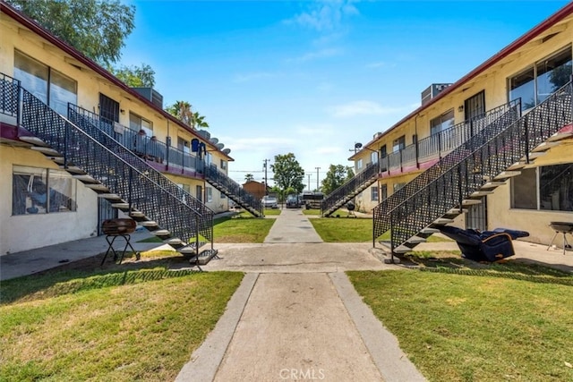 116 Beardsley Ave, Bakersfield, CA 93308 - view of property's community with stairs and a yard