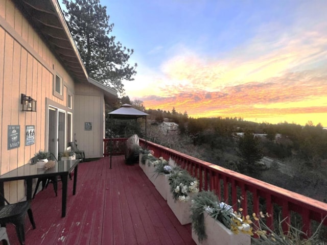 view of deck at dusk