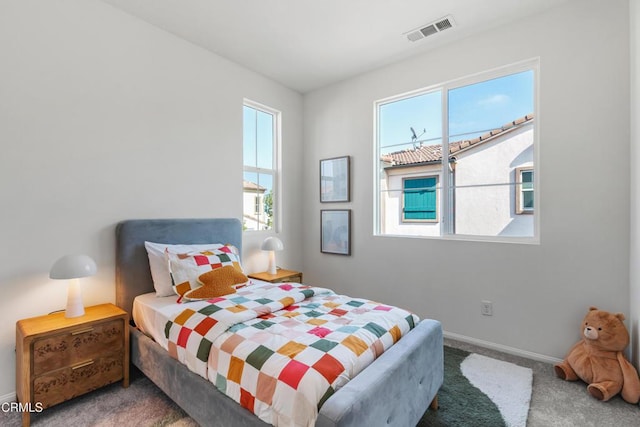 bedroom with carpet flooring