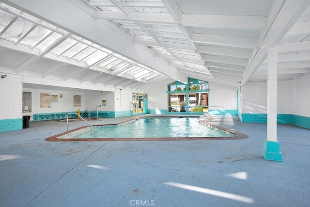 view of swimming pool