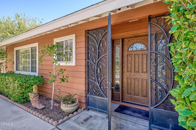 view of entrance to property