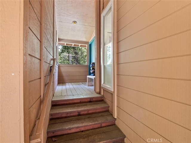1153 Silvertip Ln, Fish Camp, CA 93623 - view of staircase