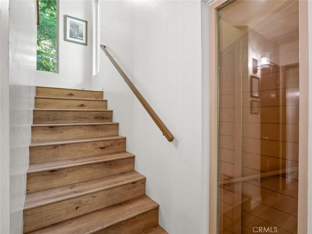 1153 Silvertip Ln, Fish Camp, CA 93623 - view of staircase