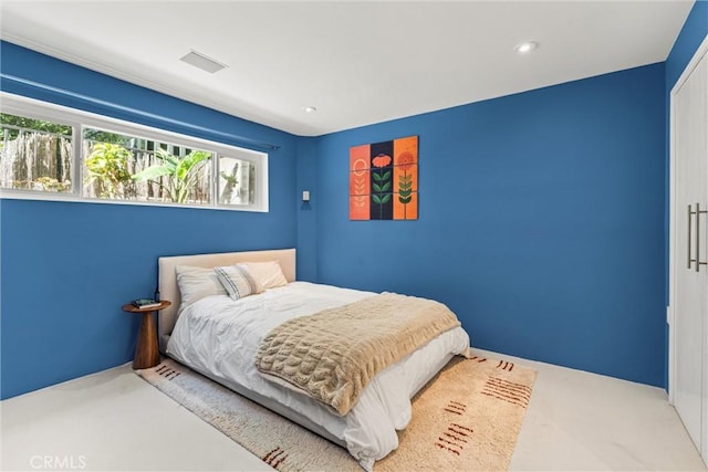 bedroom featuring a closet