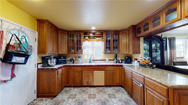 kitchen featuring sink and kitchen peninsula