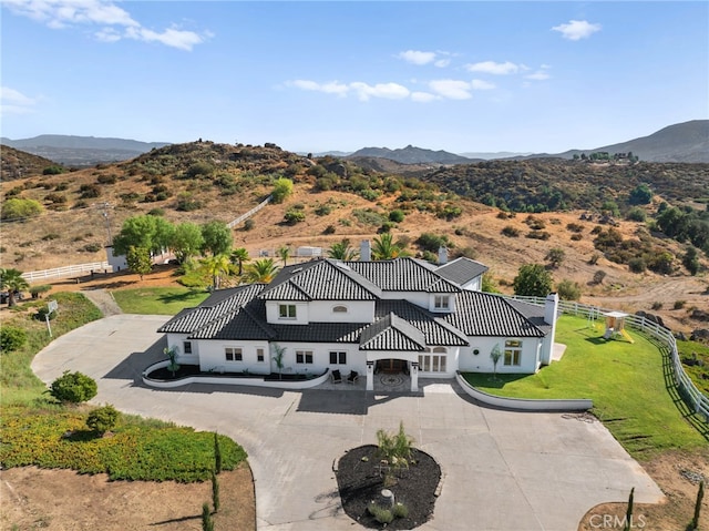 bird's eye view featuring a mountain view