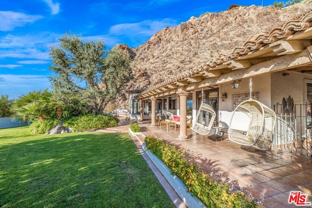 view of yard with a patio