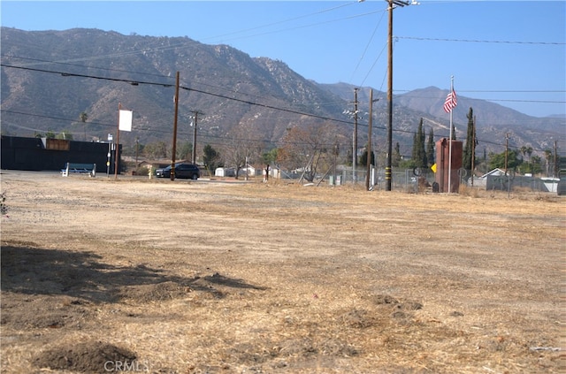 Listing photo 3 for 15570 Grand, Lake Elsinore CA 92530