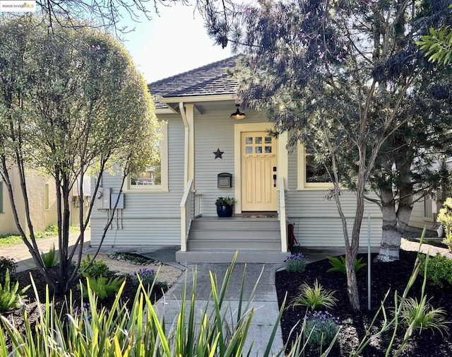 view of front of property