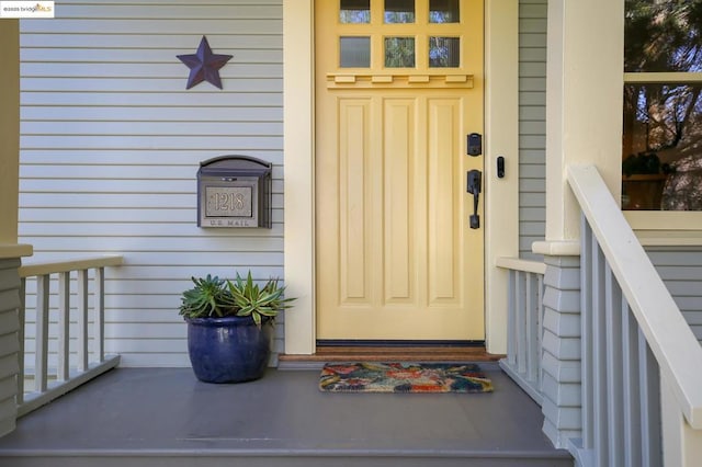 view of property entrance