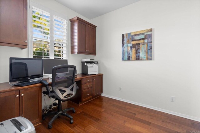 office area featuring dark hardwood / wood-style floors