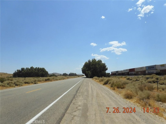 21483 Main St, Barstow, CA 92311 - view of street