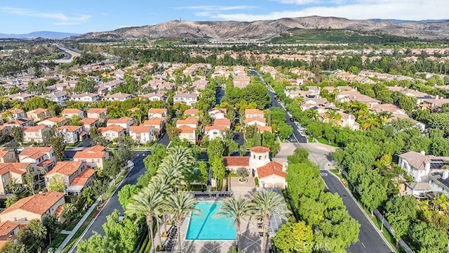 bird's eye view with a mountain view