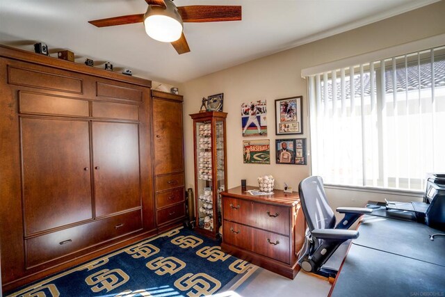 office area featuring ceiling fan