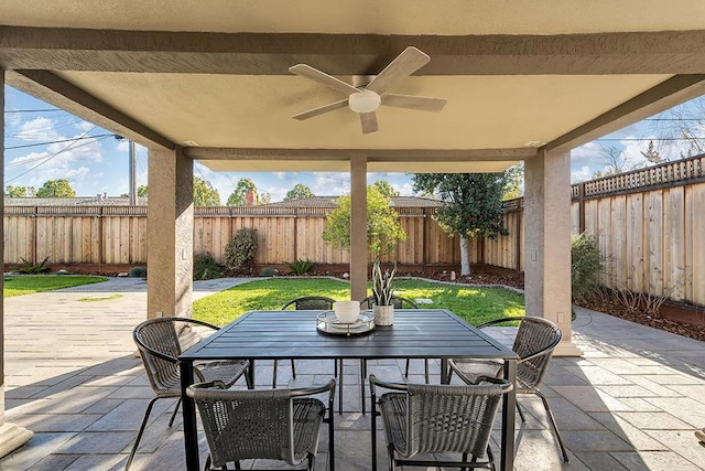 view of patio with ceiling fan