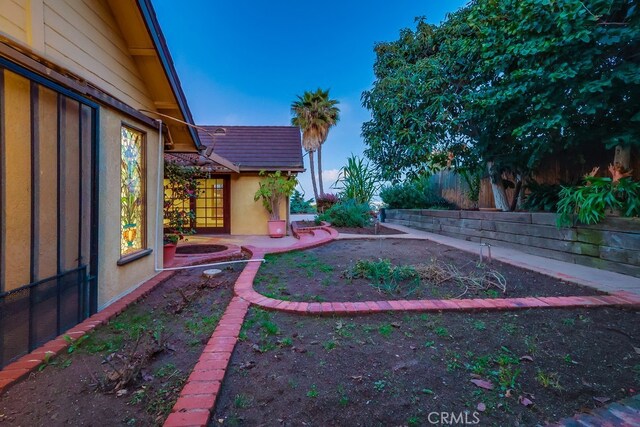 view of yard with a patio area