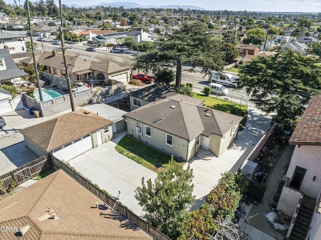 bird's eye view with a residential view