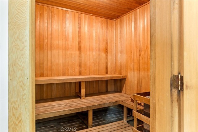 view of sauna / steam room