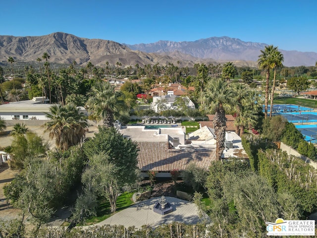 bird's eye view with a mountain view