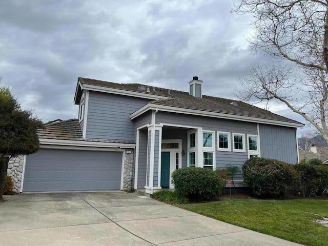 view of front of house with a garage