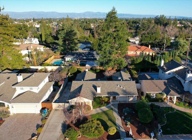 bird's eye view featuring a mountain view