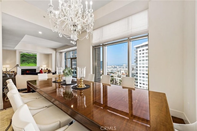 dining area with a notable chandelier