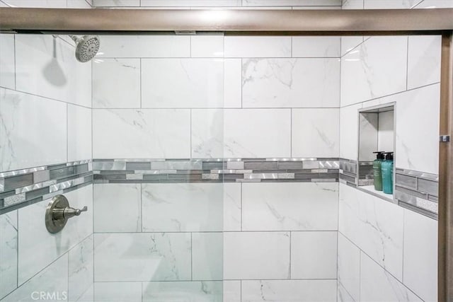 39120 Paradise Way, Cathedral City, CA 92234 - details with a shower with door