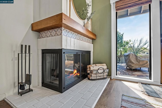 room details featuring hardwood / wood-style floors