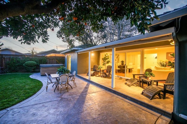 view of patio featuring a hot tub