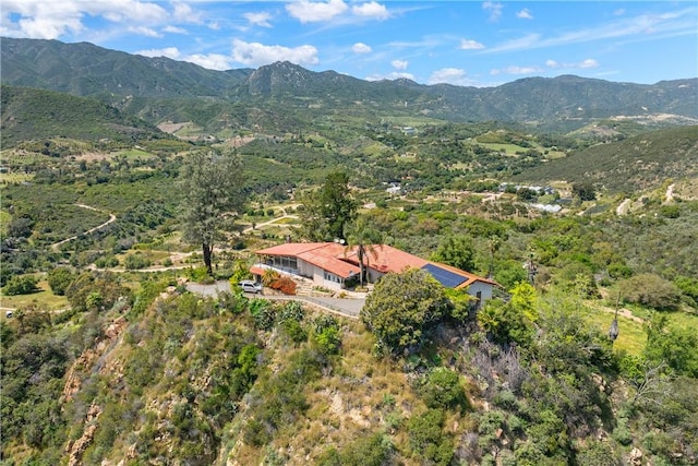 bird's eye view featuring a mountain view