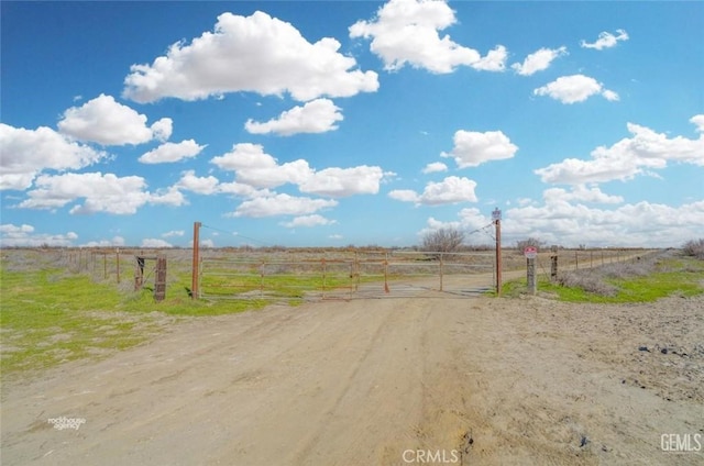 Listing photo 3 for 11484 Corcoran Rd, Wasco CA 93280